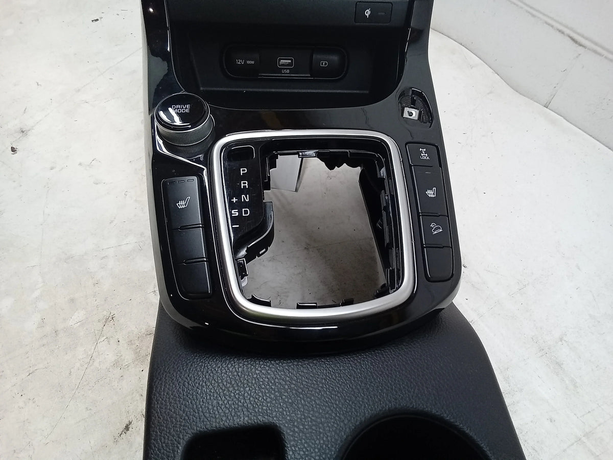 Charger Seltos And 21 OEM W/ (Good) Kia Center Phone Pre-Owned USB Floor Ports Console