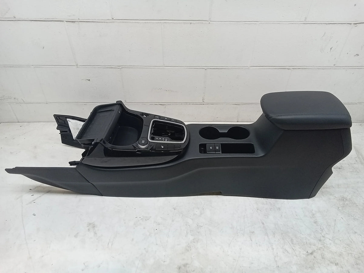 Charger Seltos And 21 OEM W/ (Good) Kia Center Phone Pre-Owned USB Floor Ports Console
