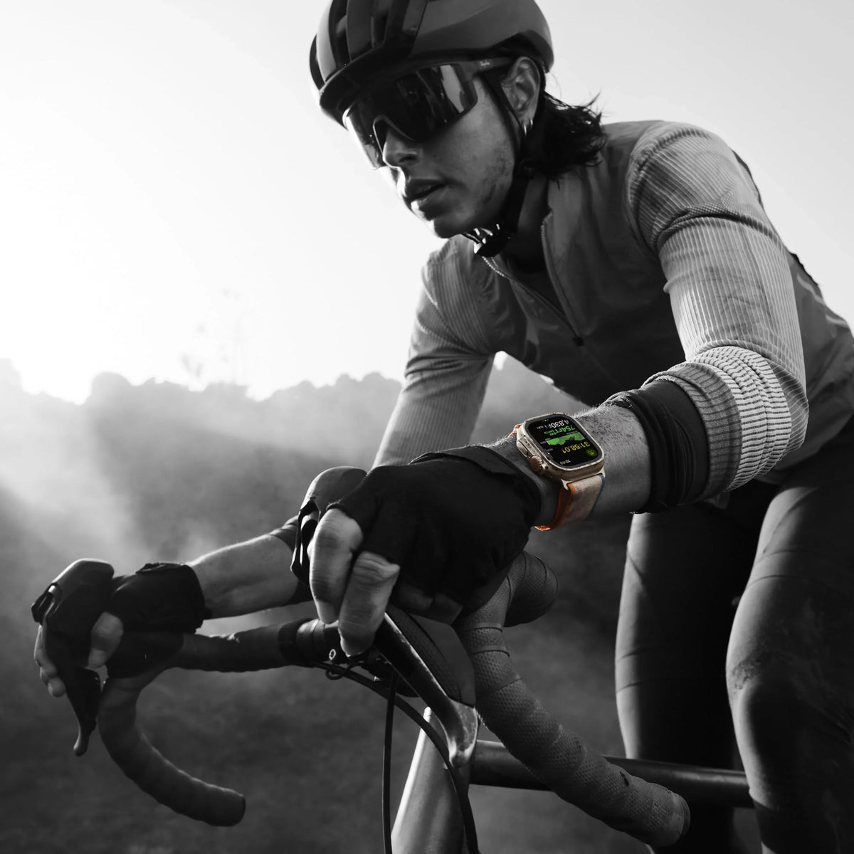 blue/black S/M oz 64 LTE, 2 GB Watch - 4G mm - nylon band - size: Wi-Fi, - watch smart with - Loop Apple - 2.17 - Ultra - Bluetooth - Trail weave - titanium 49 UWB,