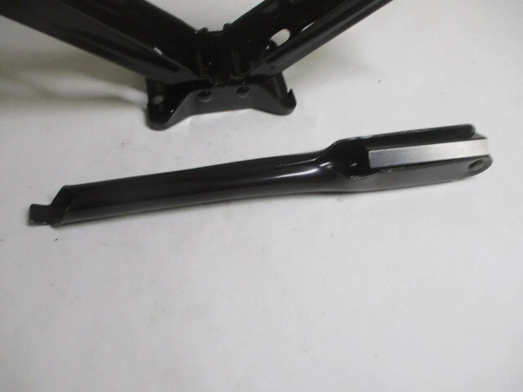 Tire Assembly Chevrolet 2019 Wheel LKQ OEM Trax Jack (Good) w/Tool Pre-Owned