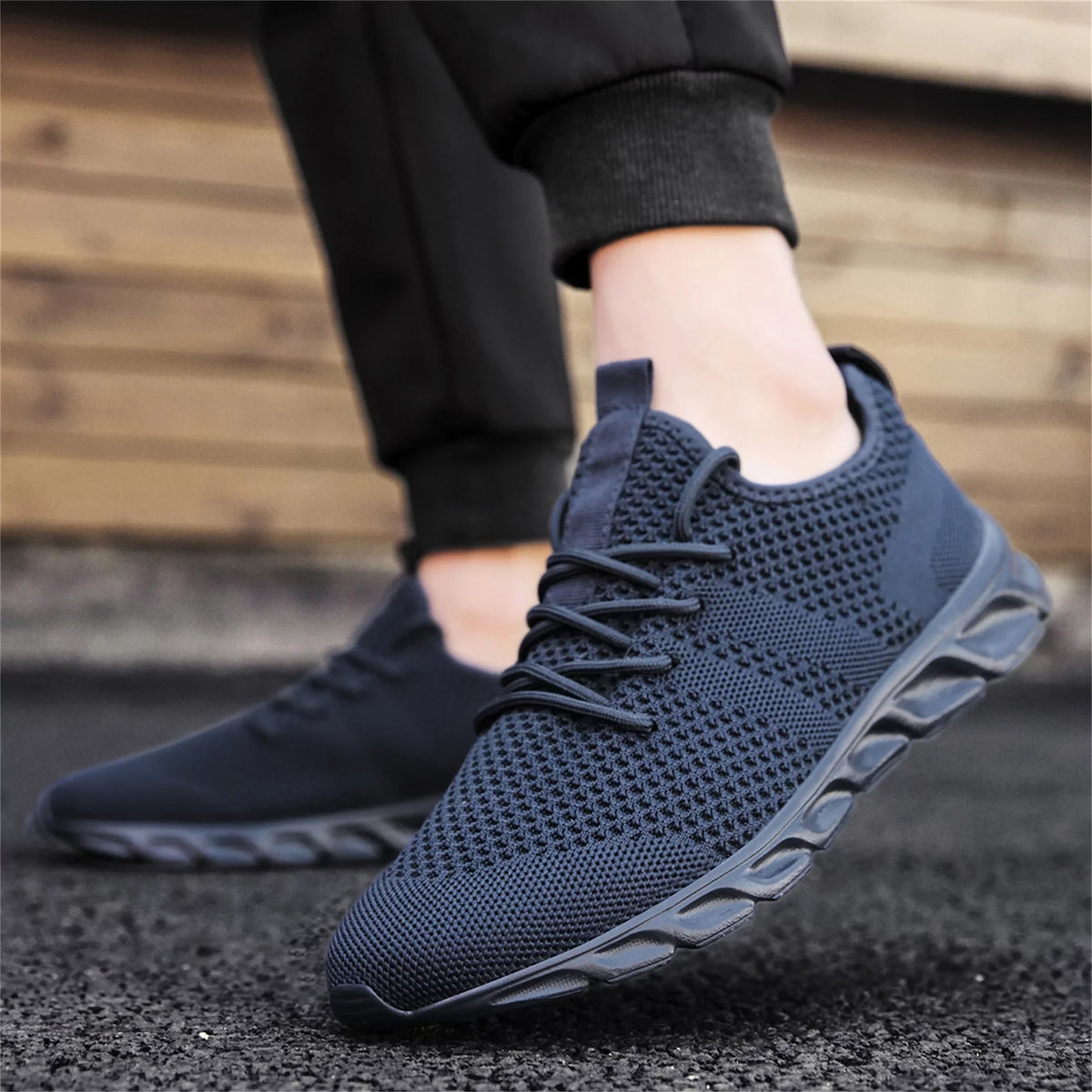 Mens Sneakers Running Athletic Lightweight Sport Shoes Casual Comfortable Walking Fashion Shoes Mesh Breathable Sole Damyuan