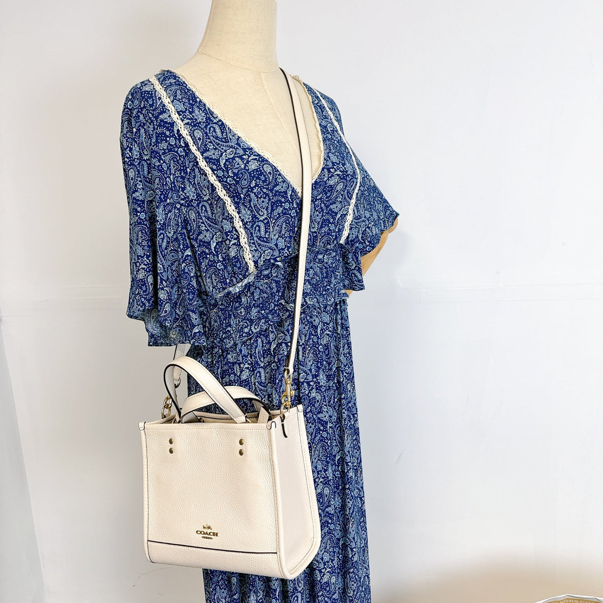 Chalk Coach 22 Tote IN CO971 Dempsey